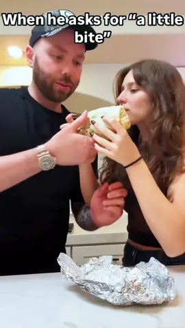 Never snatch your girlfriend’s food #funny #tiktok #tiktokfunny #funnyvideo #funnymoments #fun #foryou #food 