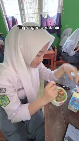 sehari hari✋🏻