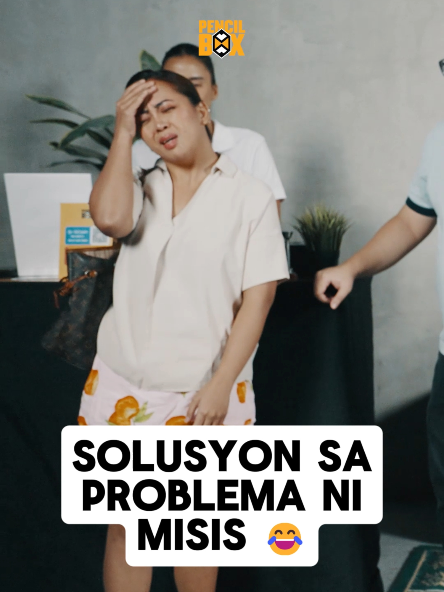 Okay lang ba sa'yong iwan ang mister sa Dadzoona? 😂 Written by Juan Paulo Mojica. Featuring Donna Cariaga, Chanchan Consing, and Issa delos Santos. #pencilboxcomedy #pinoy #pinoycomedy #pinoytiktok #fyp
