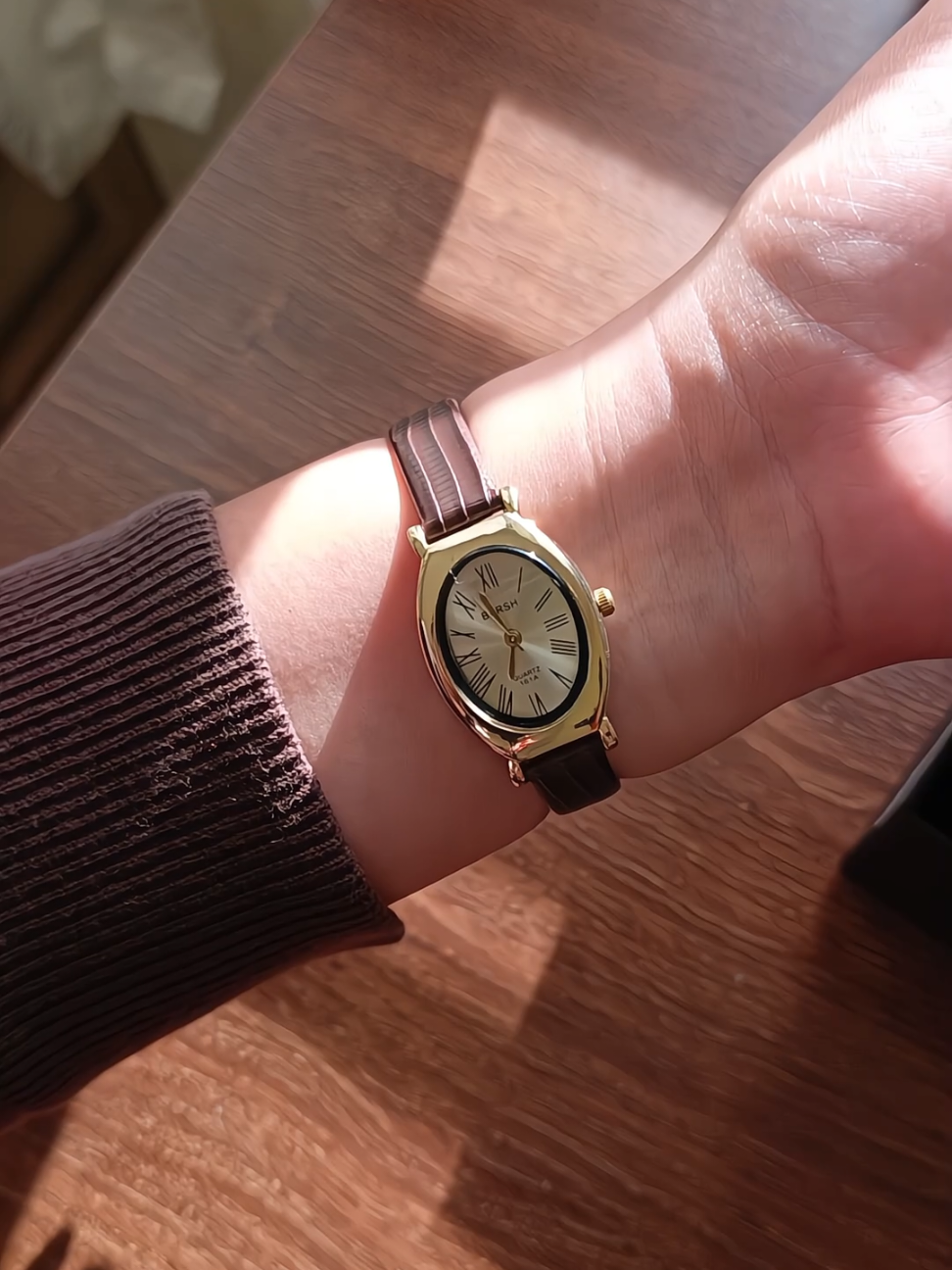 pretty vintage watch, im obsessed 😫💫💗 #vintagewatch #classywatch #watch #watchforwomen #foryou 
