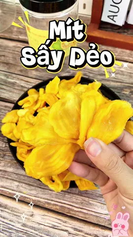 Lần đầu tiên ăn Mít Sấy Dẻo thơm thơm dẻo dẻo ngon na! ✨👍✨🌸✨🌼✨🌸✨👍 #mit #mitsaydeo #mitsay #mít #traicaysay #traicaysaydeo #hoaquasaydeo #saydeo #xoaisaydeo #chuoisaydeo #muataitiktok #monngonreview #muataitiktokshop #tiktokshop88 #reviewanngon #chiendichnhasangtao #salelivedieuluyen 