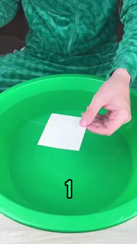 TRY TO GUESS HOW MANY SHEETS OF PAPER IT TOOKS!