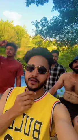 @Vikramjeet Singh Chahal 🚩 @Raman Banga9🇧🇪 @Jass🇵🇹 @SAAN_JTT 