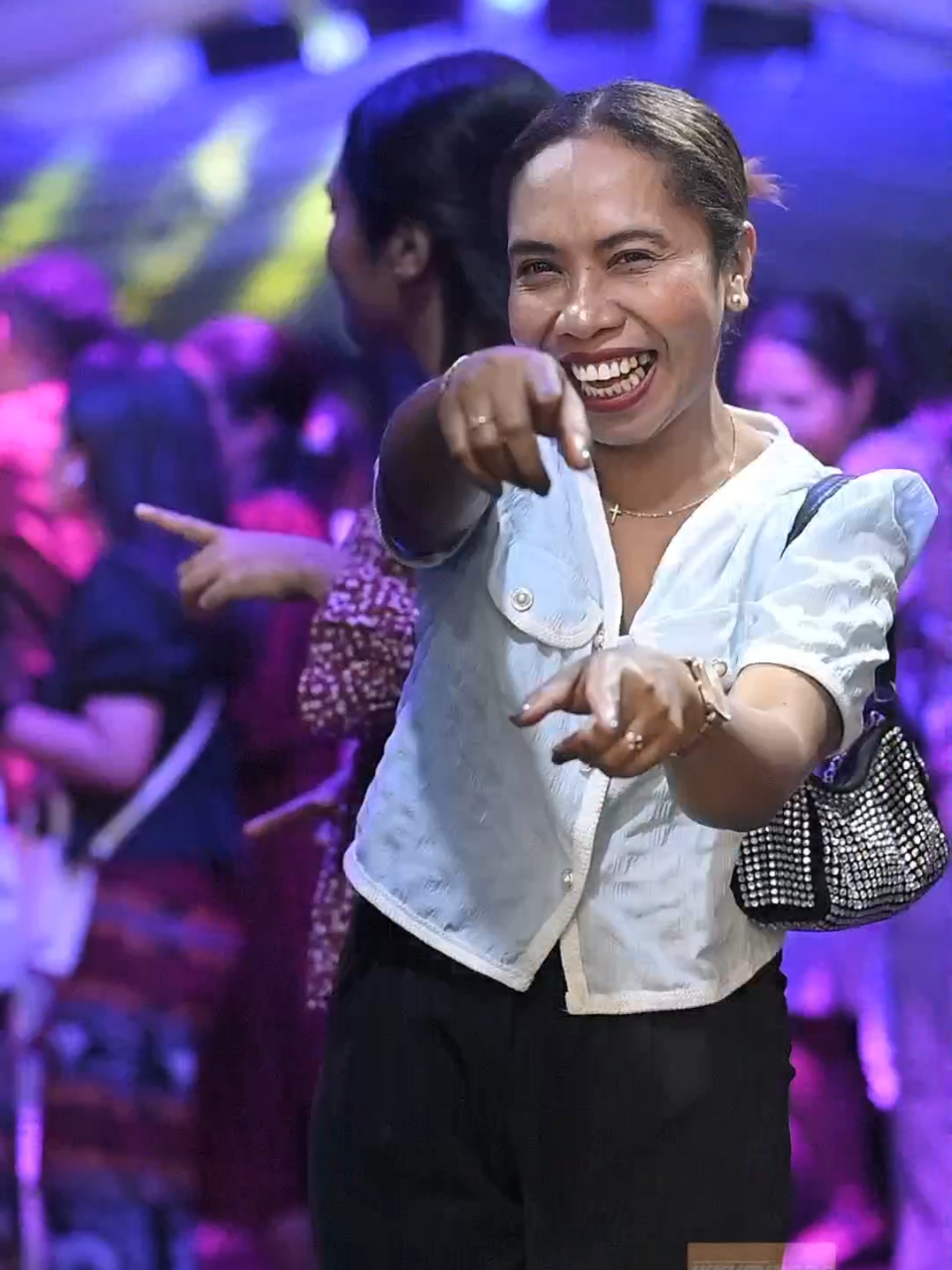 Tina & Anjeli mode Gayoran Arabic 😎🔥 #fyppppppppppppppppppppppp #fypviralシ #fypviraltiktok🖤シ゚☆♡ #party #gacorrr🔥 #gayabebas #maumeregayabebas😉  @𝙑𝘼𝙇𝘿𝙊 𝙂𝙉𝙍🔥 @FERRY GENCHAR @jefry.mane @ithaguer @ACHO LOPEZ @Rey @𝙑𝘼𝙉𝘿𝘿𝙑𝘼𝙉𝘿𝘿 