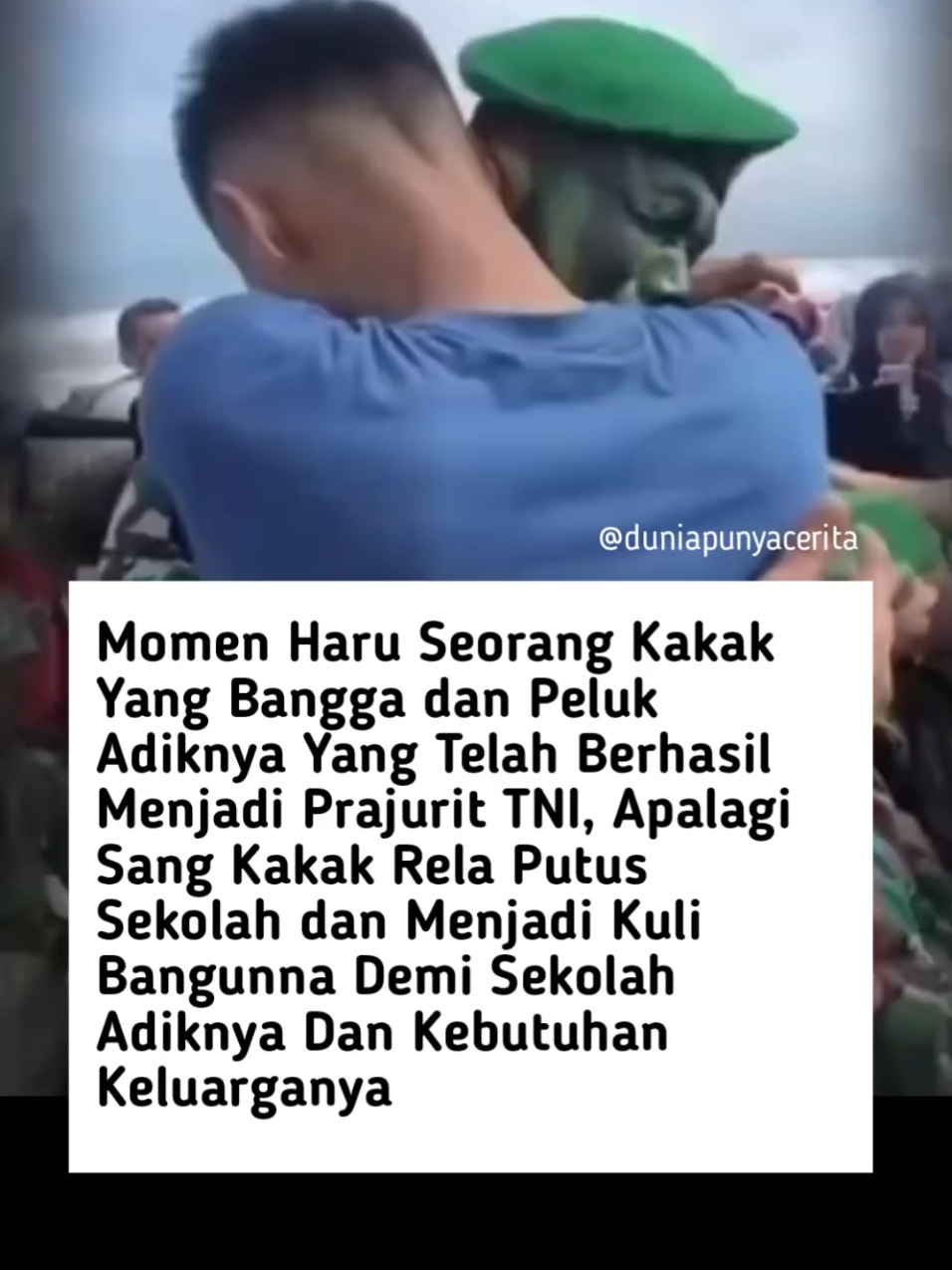 Semoga abang nya juga sukses dan bahagia ya😭 Momen Haru Seorang Kakak Yang Bangga dan Peluk Adiknya Yang Telah Berhasil Menjadi Prajurit TNI, Apalagi Sang Kakak Rela Putus Sekolah dan Menjadi Kuli Bangunna Demi Sekolah Adiknya Dan Kebutuhan Keluarganya