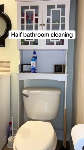 #cleaningtiktok #bathroomcleaning #bathroomclean #creatorfund 