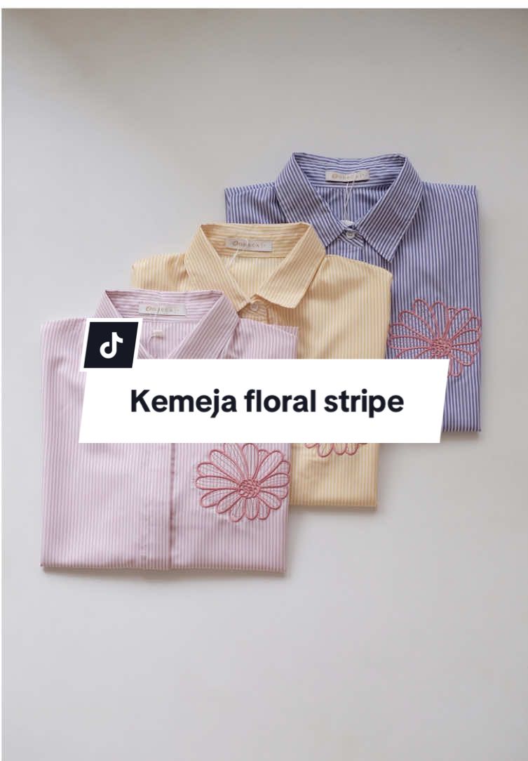 Udah punya berapa banyak koleksi stripe top dilemari? Kalo belum punya Floral Stripe by Odeca masih wajib nambah dong 😜 #odeca #odecaofficial #odecadaily #odecastyle #kemeja #kemejabordir #kemejawanita #racunootd #fyp 