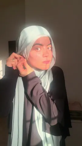 اللفة الرابعة من سلسلة سهلة وساترة لفة لوس من غير ما شعرك و رقبتك تبان و ساترة كمان  ايه رأيكم سهلة وعرفتوا تعملوها  #hijab #hijabers #hijabtutorials #foryou #fyp #viral #explore #لفات_حجاب 