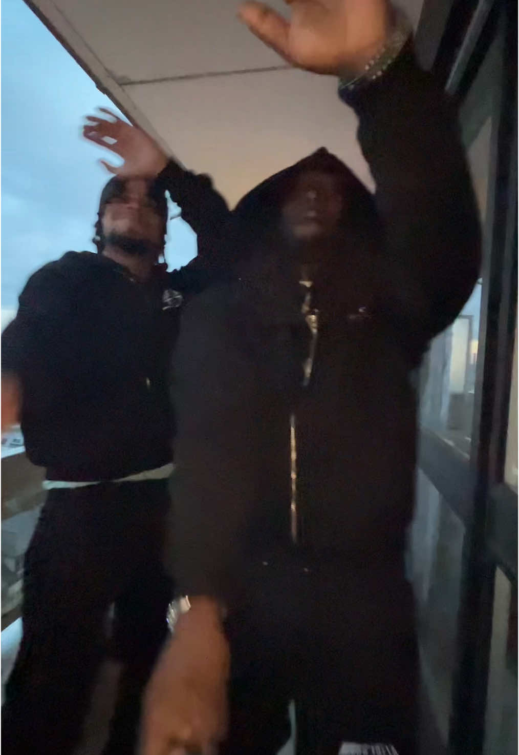 @𝙎𝘼𝘼𝙈𝙊𝙐 👿 BOOM🧨