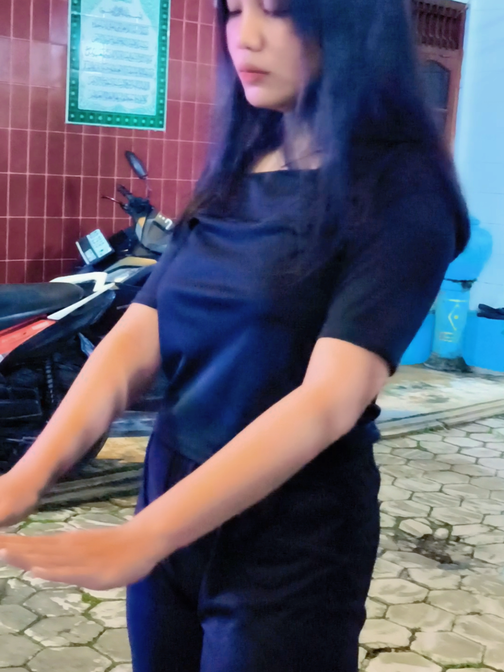 #spirituality #spiritual #pengobatankiagengdipo✨ #perjalananspiritualkibuyuttapa✨ #ketuaspiritualkibuyuttapa✨ #spiritualkibuyuttapa✨🤏 #tiktok #fyp #trend #foryoupage #viral #srikandiwisesa #nisawisesa✨ #kiagengdipo #purbawisesa #cantik #kesayangan 