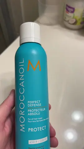 Heat protection #moroccanoil #heat #heatprotectant #heatprotection #dryhair #blowdryer #fyp 