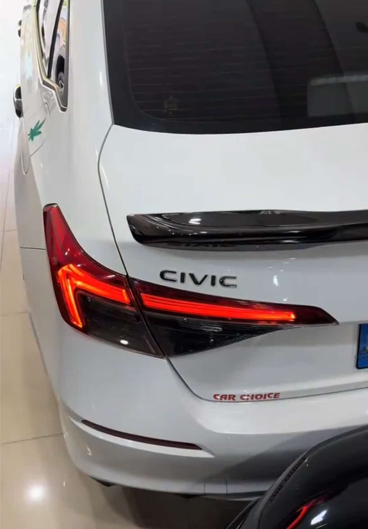 Civic ya Grande ?  Honda Civic Rs 2024 Low milage Available for sale For Details WhatsApp us 0300-5837773 #ShiftingWheelsPK #Rs #civic #Grande #CarChoicePeshawar #available #honda #fulloption 