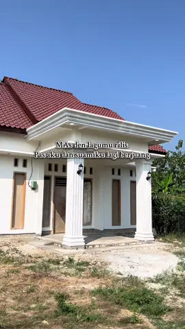 Rumah nya belum di cat Gapap kan ? #rumahtumbuh #house #rumahminimalis #rumahidaman #rumahimpian #rumah #bangundarinol #fyppppppppppppppppppppppp 