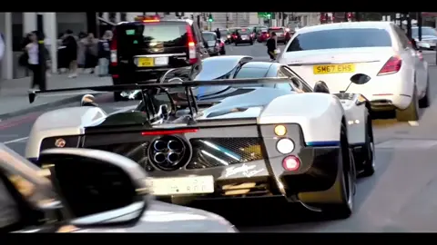 You seee… 👀✨ #pagani #paganizonda #paganizonda760 #hypercar #cartok #caredit #cars #carcommunity #carspotting #recommendations #viral #trending #supercar #fyp Clips: Supercars on the streets on YT 