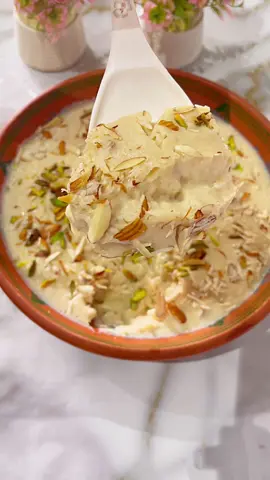 Peshwari Famous Kheer#kheer recipe  Follow @sadiakadasterkhwan for more easy recipes! Ingredients Below Soaked Rice 1 -cup 5 cups water in which cook soaked rice until fully cooked) 12 - bread rusk 1/2 kg- milk 1/2 cup  2 liters- milk 1 cup sugar (or to taste) For caramel milk 3 tosp sugar 1/2 cup milk Almonds Pistachio Save It Make It #Recipe #EasyRecipes #dessert #foodblogfeed #foodstagram #instagrameels #reels #reelsinstagram #homemadefood #foodgasm #fyppppppppppppppppppppppp  #Recipe #EasyRecipes #dessert #foodblogfeed #foodstagram #instagramreels #reels #reelsinstagram #homemadefood #foodgasm #foodism.rakhan.blogs #foodphotography #foodies #foodblogger#dinnerrecipes #cooking#reelkarofeelkaro #pakistanirecipes #food#quickrecipes #desidessert #ricekheer #firni #kheer #peshawarfooddiaries #kheerrecipe #lahorefood#tiktokfood#foryou #trending #viral  #shortvide