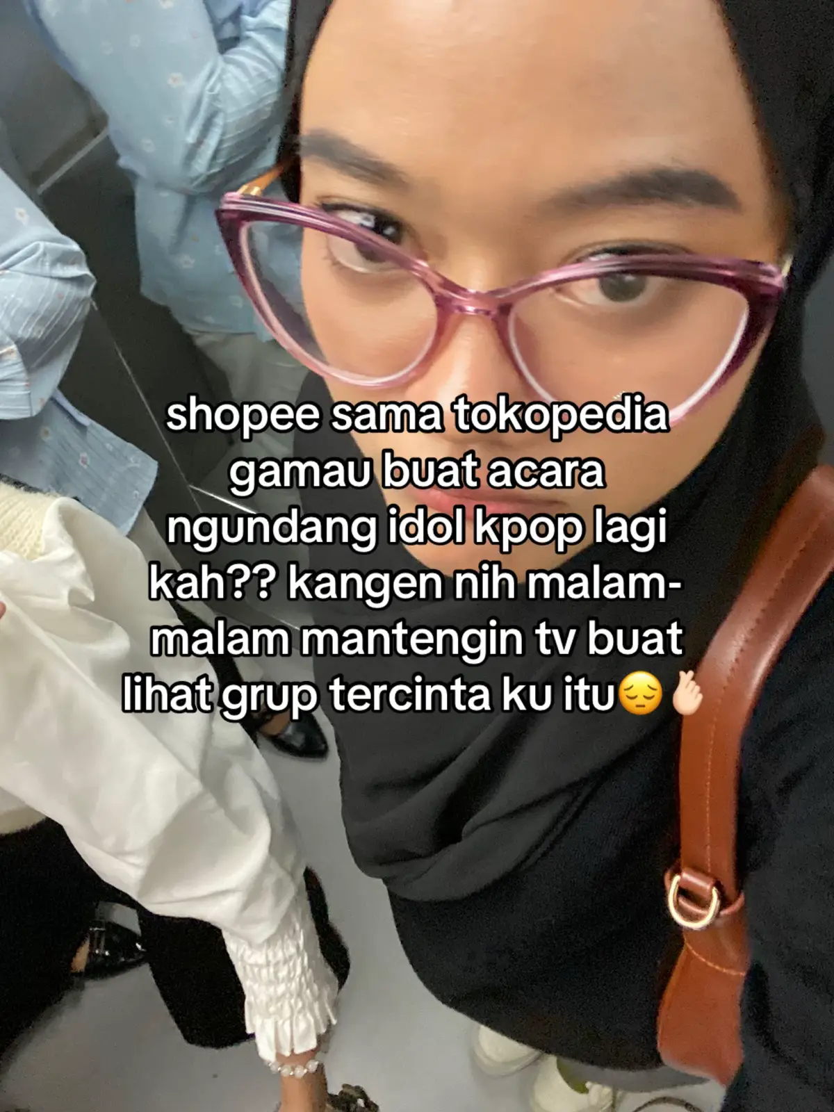 undang lagi please, kalau bisa sekalian offline acaranya🙂🙏🏻 #kpop #kpopers #idol 