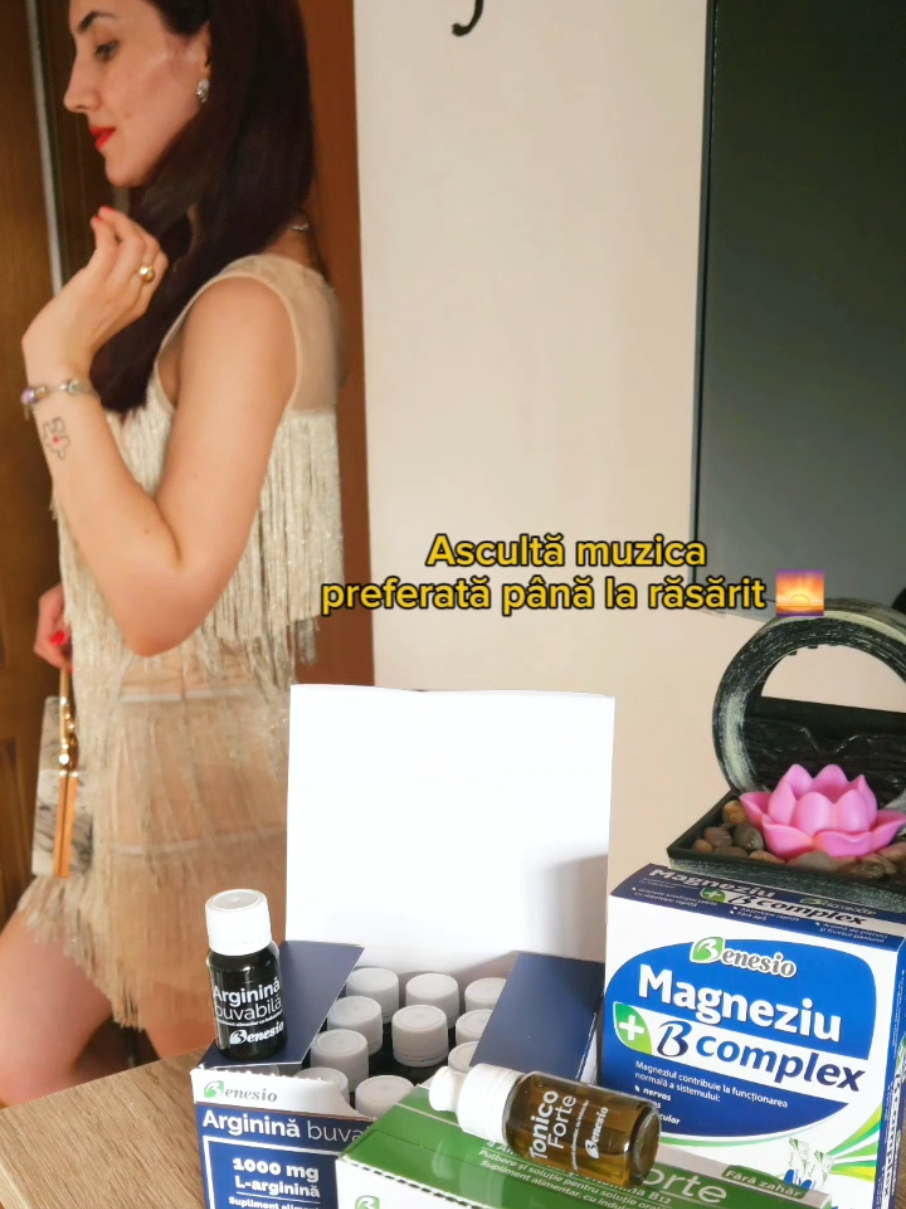 Distracție și energie până la răsărit vara aceasta.✨️☀️😍 Cum? Cu kitul potrivit de la @Spring Farma 👌 Folosește codul SPRINGFEST34 pe site-ul www.springfarma.ro și primești transport GRATUIT dacă ai în coș 2 dintre cele 3 produse.  #SpringFarma #KitPentruEnergie #DanceHydrateRepeat