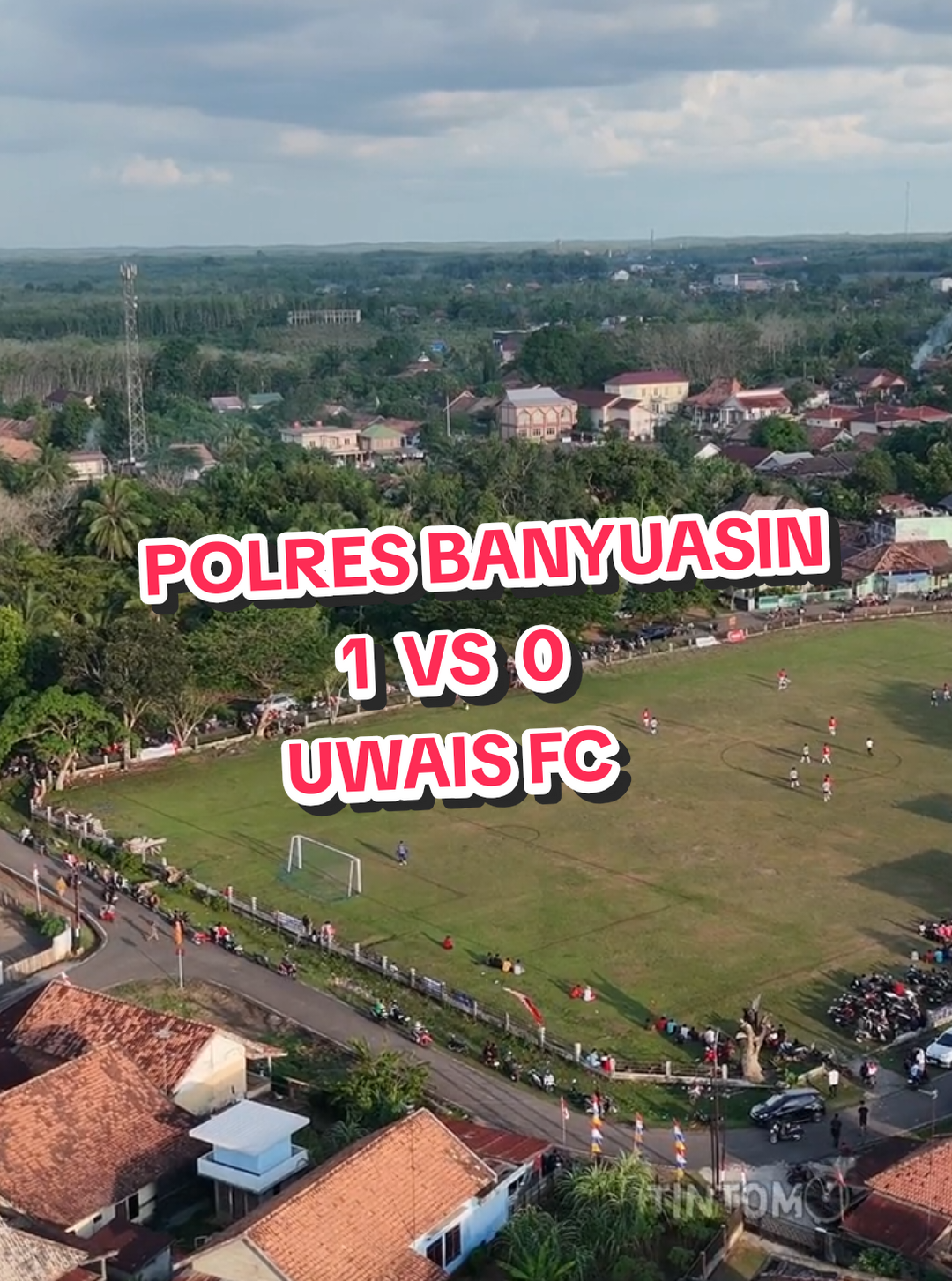 Cuplikan Peluang Dan Gol dibabak Pertama Pertandingan Sore hari di lapangan Munai Serempun Pangkalan Balai #drone #dronevideo #banyuasin #tarkam #hutri80
