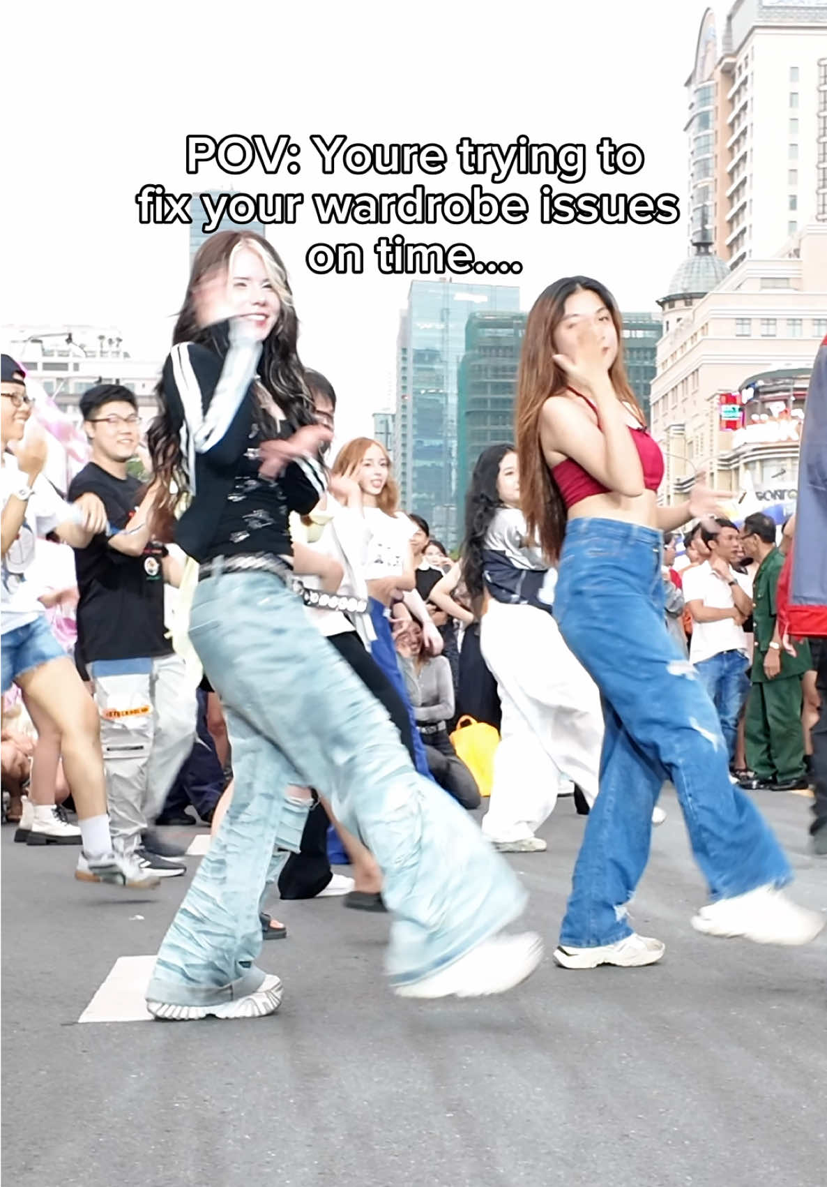 Me always going all out on This one 😜✨ #fy #fyp #viral #dancechallange #dancer #kpoprandomplaydance #kpoprandomdance #kpop 