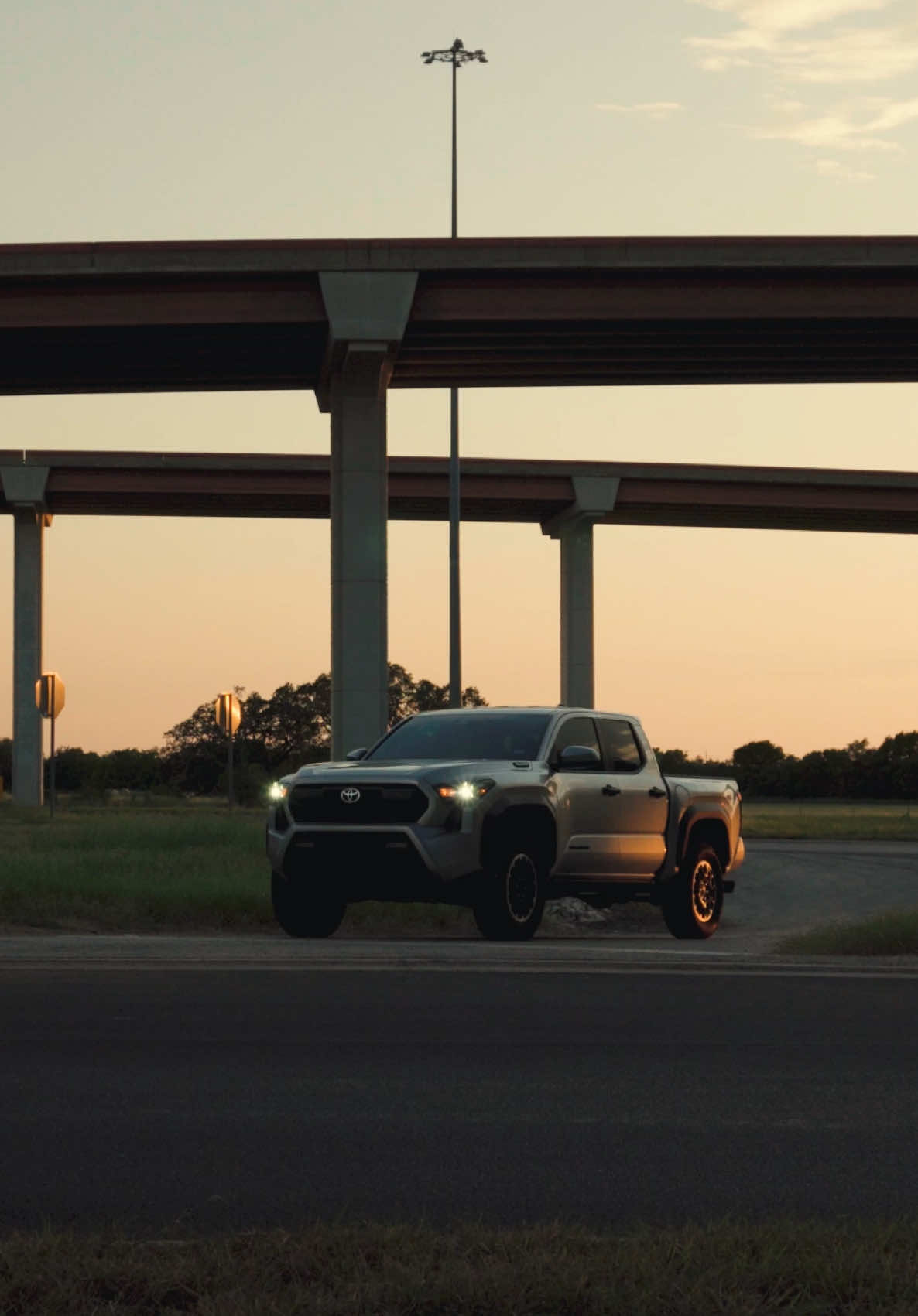 Post your Tacoma Build in the comments @Toyota USA  #tacoma #tacoma4x4 #tacomahybrid #tacomabuild #tacomabeast 