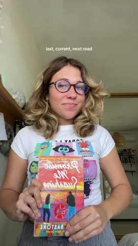 we love summer reading #BookTok #books #tbr #booktokpuertorico #puertoricotiktok #latinacontentcreator #libros#librostiktok #librosen60seg #librosenespañol #librostoker #booktoker #bookshelf #puertoricobooktok #bookish #bookworm #bookrecommendations #bookrecs #