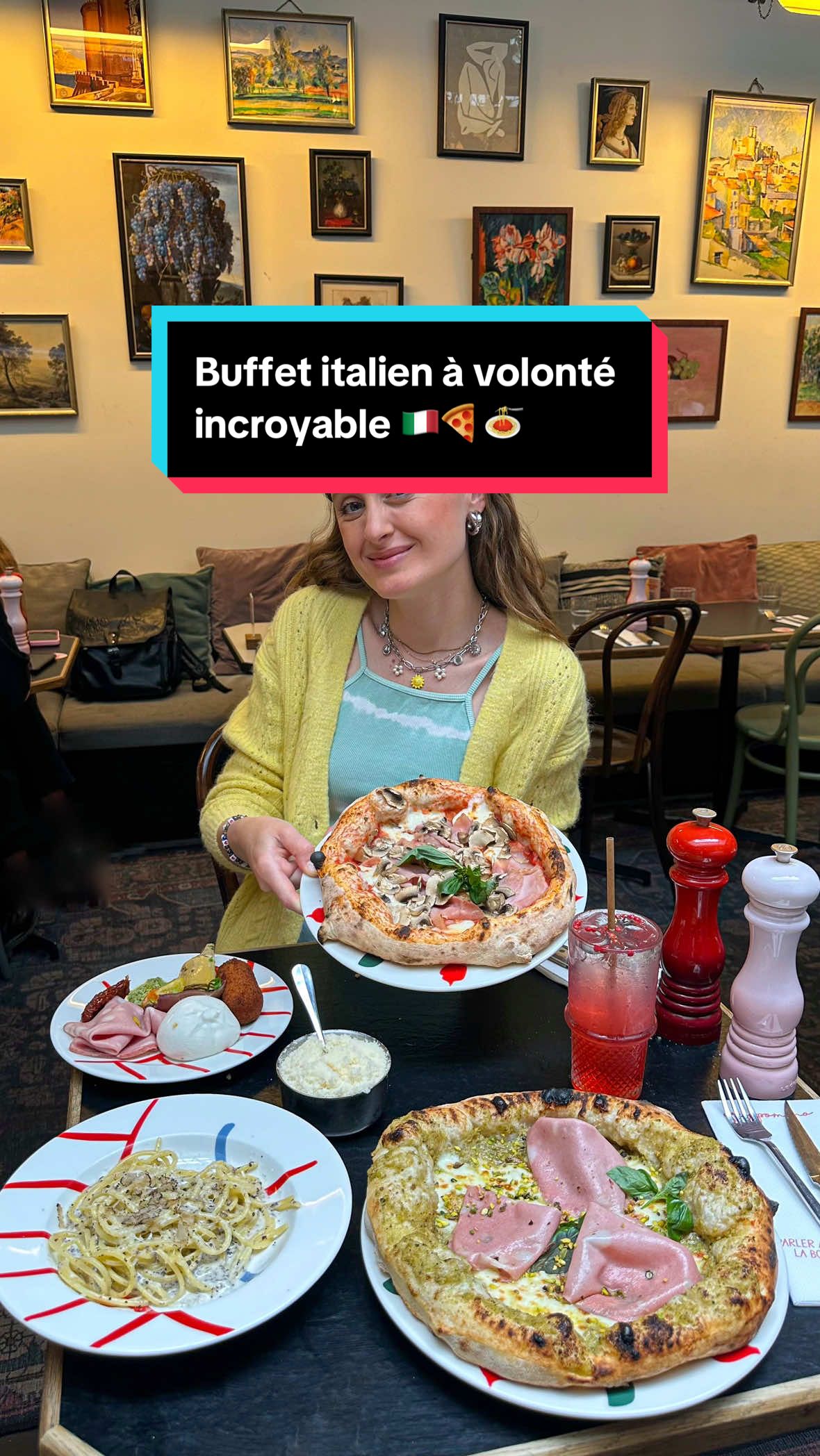 🍕😱LE MEILLEUR BUFFET ITALIEN À VOLONTÉ DE PARIS ? @GRUPPOMIMO vient de lancer une formule à volonté midi et soir dans son adresse du 11e, et franchement… c’est l’un des meilleurs rapports qualité-prix que j’ai vus depuis longtemps ! Antipasti, burratina, pasta, gnocchis, pizzas maison, tiramisu… Tout y est. En plus, le lieu est superbe, et on peut réserver en ligne. C’est généreux, gourmand et idéal pour les grosses faims 😋 ⚠️ Formule à volonté disponible uniquement chez Gruppomimo 11ème 📆 MIDI : Buffet à volonté dispo du lundi au vendredi 📆 SOIR : Buffet à volonté dispo lundi et mardi 📆 Sur les autres dates : carte classique  💶 18€ le midi / 25€ le soir (hors boissons) +1€ pour certains plats premium (mais très peu) 💻 Réservations sur leur site 📍Gruppomimo, 24 rue Keller, 75011 Paris #bonnesadressesparis #bonsplansparis #restaurantparis #paris11 