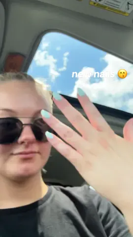 New nails ✨💕 #nails #nailsoftiktok #nailart #nailtech #nailtransformation #nailtransitions #nailtransition #nailstransition #LoveIsland #loveislandusa #loveislandusaseason7 #loveislandnails #loveislandace 