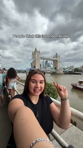 Expectations VS reality 😭  Book your tickets today using the link in our bio 🔗 #londonlandmarks #towerbridge #londonbridge  #london #thamesriversightseeing #riverthames #trs 