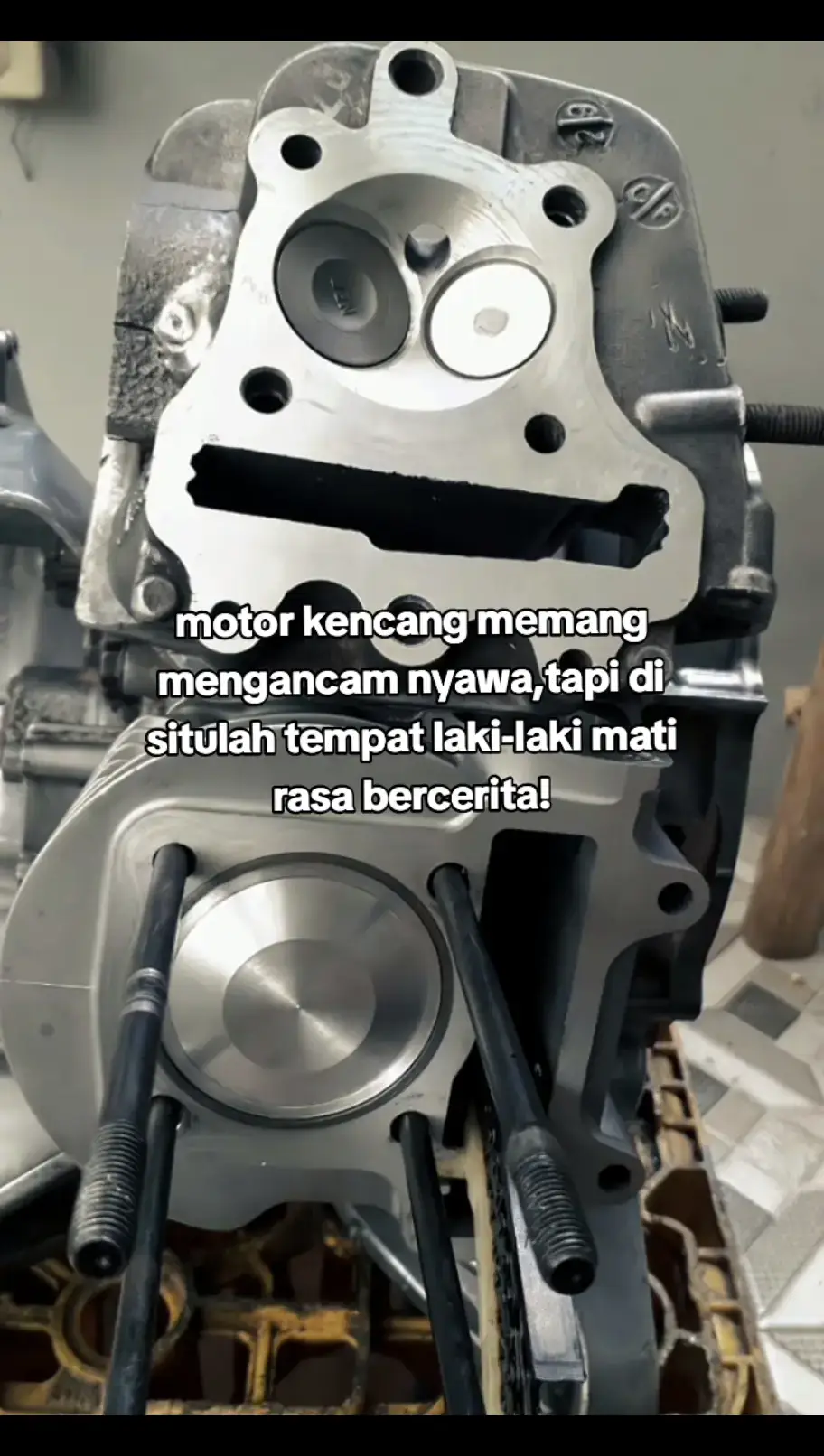 Laki laki tidak bercerita!#ajmspeed#mekanikmuda #mekaniktiktok #mekanikmalam #mekaniksad🥀 #sadstory🥀 #fypシ 