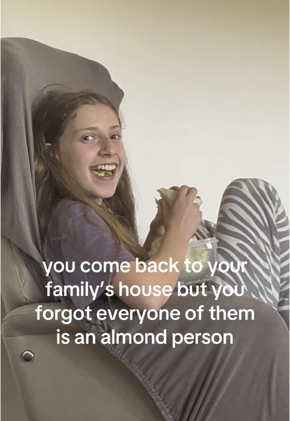 Not my sister eating lettuce while watching a movie 🥀 #almondmom #fyp #fy #foru #funny#girl 