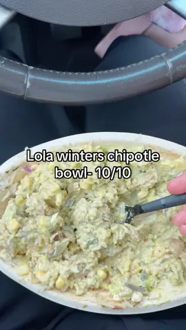it’s so good 🩷 @Lola Winters @Chipotle #fyp #foryourpage #lolawinters #chipotle 
