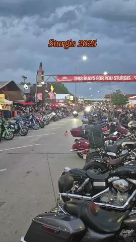 #fyp # had a blast in Sturgis,  Mount Rushmore n Crazy Horse,  Dead Wood City did a little gambling. 🌜 ❤️ ⭐️ 