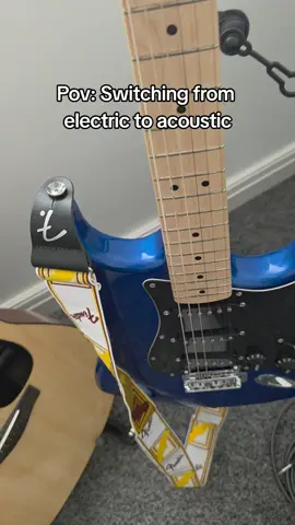 I hear the buzz in my nightmares 😭 #electricguitar #acoustic #fyp #guitar #playguitar 