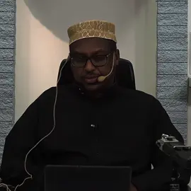 Aqiro iyo adunba waxa lagu hela aqon 💕 #sheikh mustafa#islamic #viral_fypシ #for #viral_videos 