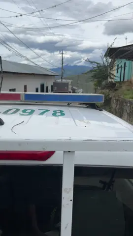 #colombiaparaelmundo🇨🇴 #tiktokcolombia🇨🇴 #pppppppppppppppppppp #fyp #patrullando👮🏻‍♀️🚔👮🏻‍♀️ #ppppp #fypシ #diosypatria🕇💚 #🚓 #felipe #police #pipe #ponal #amor 