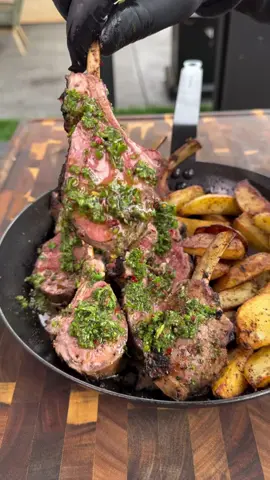 #f #cooking #outcooking #outdoorcooking #beef #fpyシ #fooktiktok #fp #hamberger #fooktiktok #pizza #bushcraft #foodvideos #camping ##Outdoors #asmr #asmrvideo #forest #survival