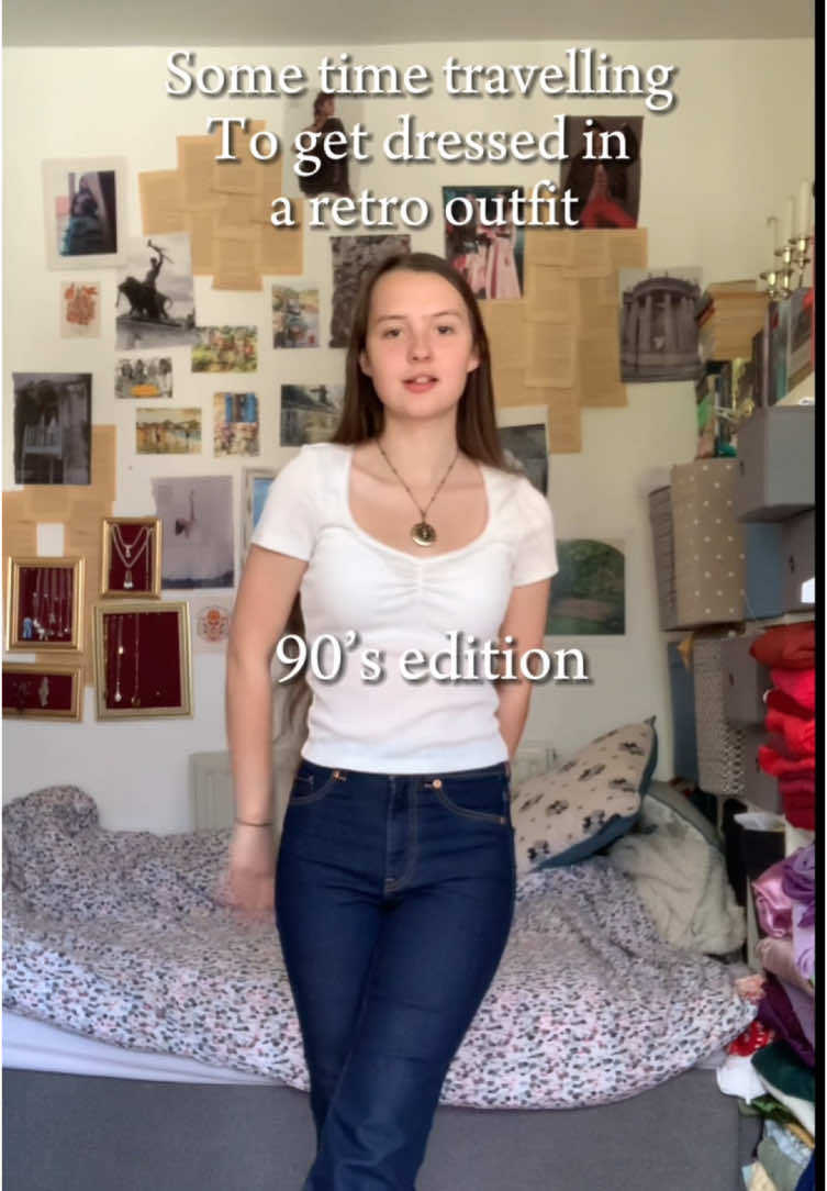 My 90s fit #90 #90skids #90sfashion #90sthrowback #90smusic #fantasy #sewing #narnia #narniatok #italianrenaissance #renaissance #fantasydress 