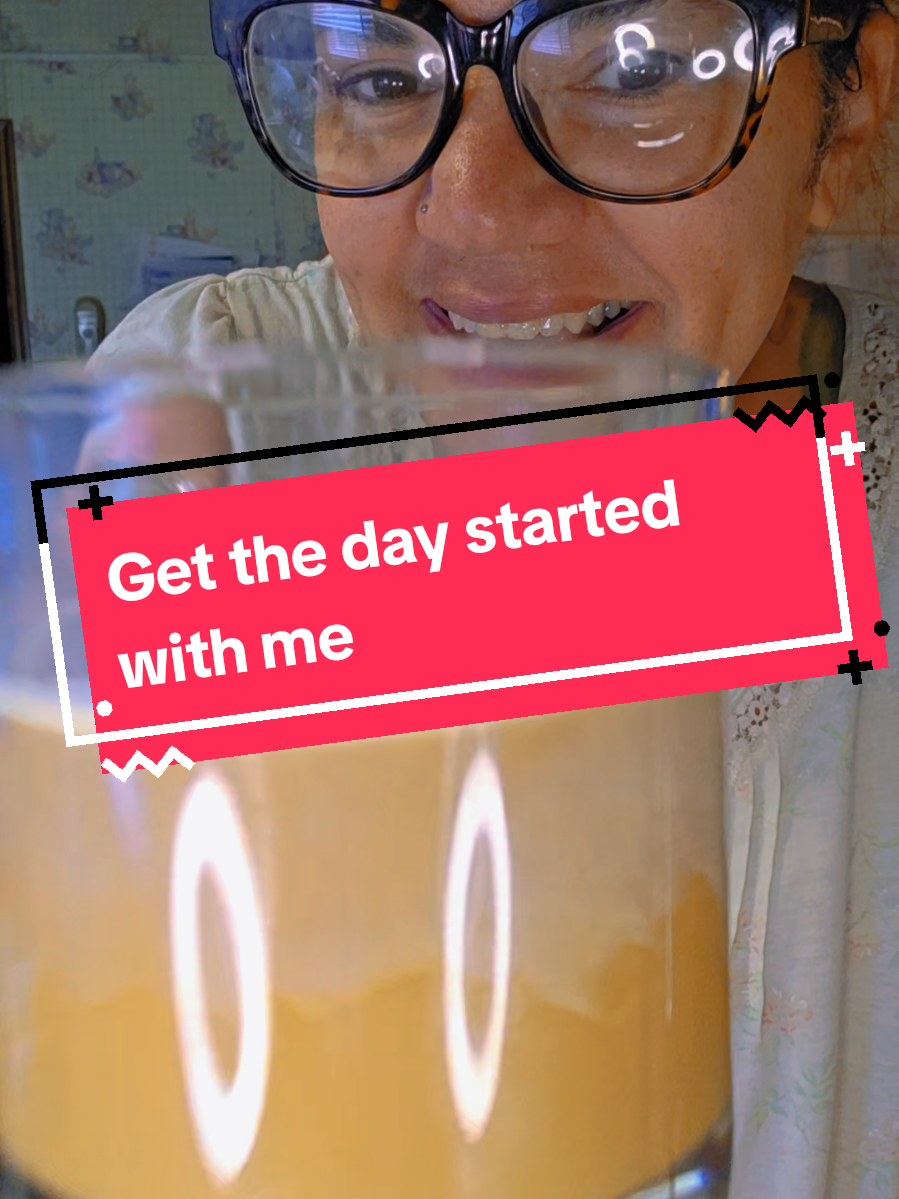 Summer is coming to an end. Lets start the day with coffee. CHEERS! ☕️ 