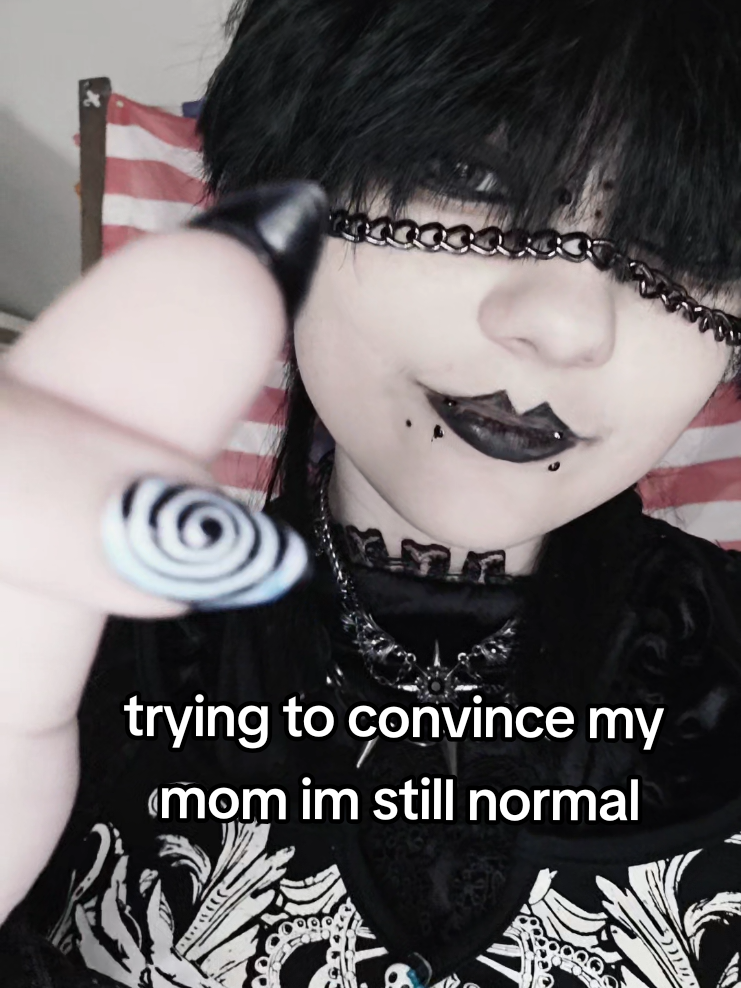 yoshiki is he was vkei cosplay basically #alt #alternative #visualkei #vkei #mlm #tshd #ilmbf 