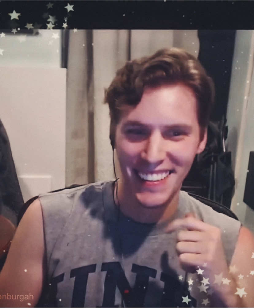that’s my goat >_< !!!!!!!!!!!! #jerma985 #jerma #edit #jeremyelbertson #fyp #hopecore #funny #streamer #twitch #trending #trend #fine #tiktok #niche #movie #letterboxd #relatable #real #xyzbca #hope #support #superman #punkrocker 