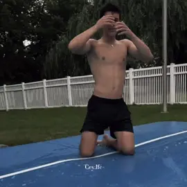 Cold transition||#fyp #viral #edit #football #trending #likemine #transition #summerville #leeds #kneeslide