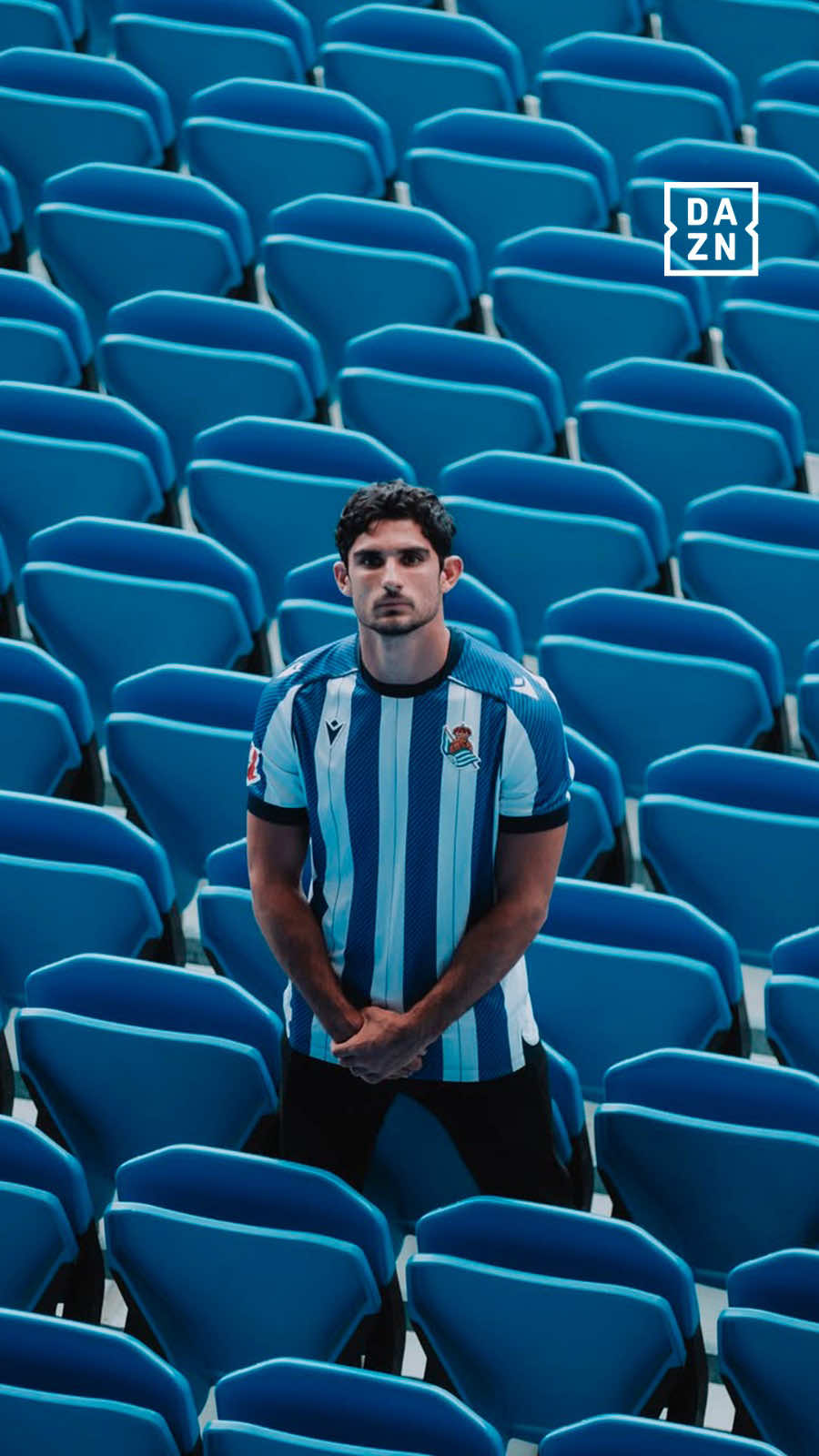 Gonçalo Guedes de volta à LALIGA, pela mão da Real Sociedad, e pronto para voltar a marcar golos em solo vizinho😎 #DAZNLALIGA