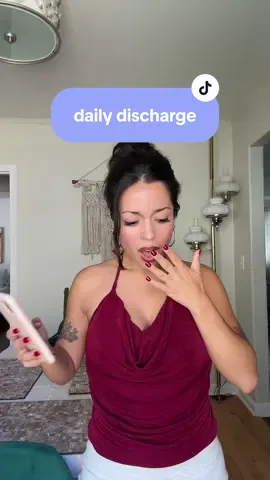 Discharge is a normal and healthy part of having a 🐱🌷 and it’s totally normal to experience it every day. It helps keep things clean, moist, balanced, and protected from infection. Healthy discharge is typically: 💧Clear, white, or slightly yellow 💧Odorless or mildly scented 💧Slippery, sticky, creamy, or gooey The amount, texture, and smell can vary from person to person and shift throughout the menstrual cycle 🔄❤️ You might notice more during ovulation, pregnancy, or while using birth control. Changes in color, smell, or texture, especially with itching, burning, or irritation, can be signs of infection. If that happens, it’s a good idea to check in with a healthcare provider. #womenshealth #bodyhealth #menstrualcycle #bodypositivity #womenshealthtips #greenscreen 