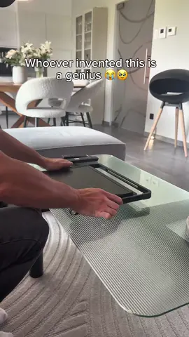 Genius innovation really do exist 😌 #tech #techgadgets #newtech #monitor #wfh #coolfinds #coolgadgets #tech #amazonfinds #forex #unboxing #remote #remoteworker
