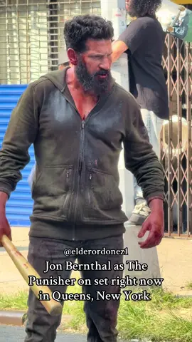 Jon Bernthal as The Punisher on set right now in Richmond Hill, Queens, New York. It’s my first day on vacation today, but I couldn’t resist grabbing some videos while walking by the set — he’s only two blocks from my house! 🤷🏼‍♂️(🎥) @elderordonez1 #jonbernthal #thepunisher #pedropascal #natalieportman #chrishemsworth #thor #blakelively #hughjackman  #ryanreynolds #jenniferlopez #benaffleck #pretty #beautiful #happy  #justinbieber #haileybieber #kimkardashian #newyork #selenagomez #taylorswift #fyl #fun #girl