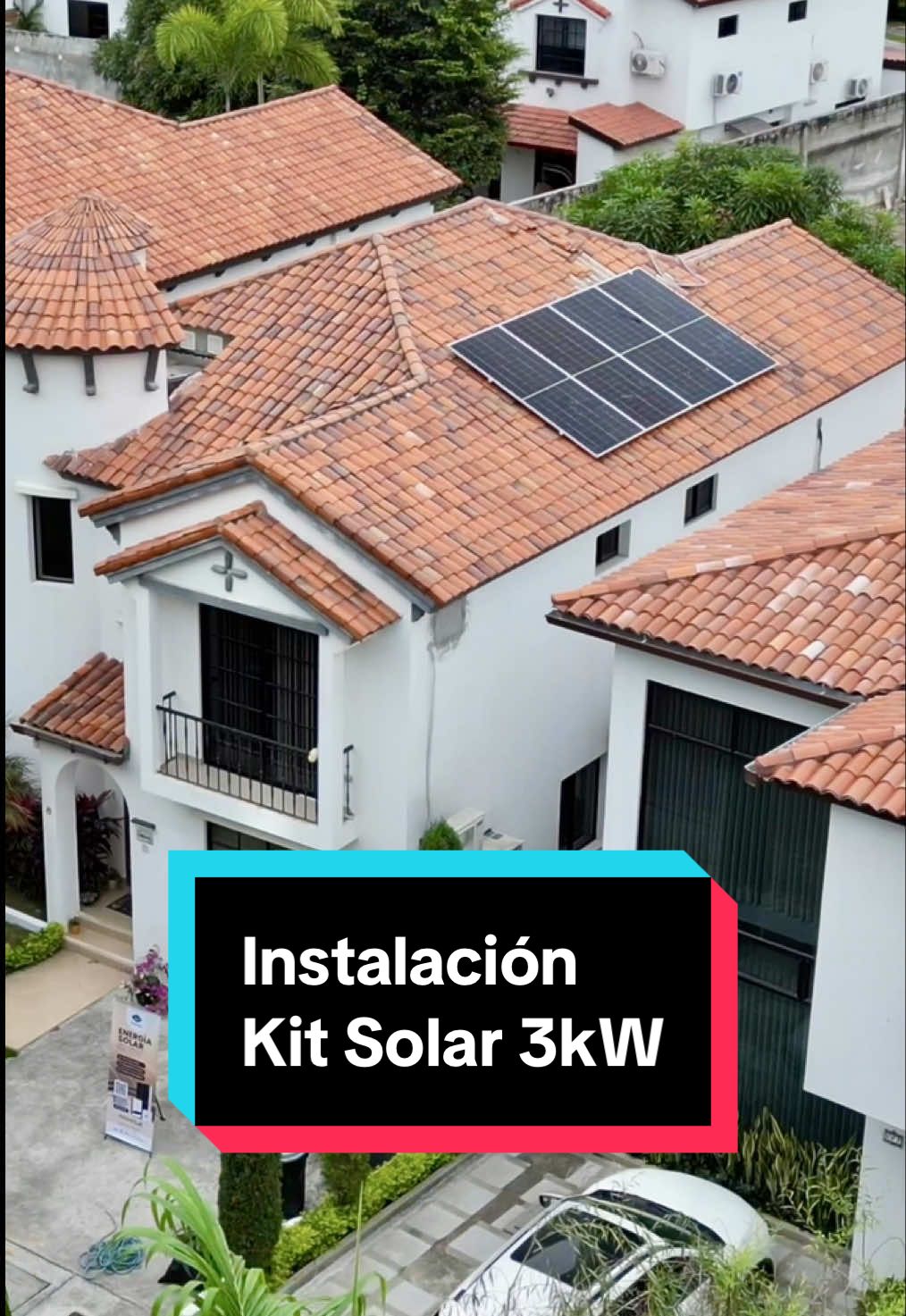¡Imagina tener la libertad de generar tu propia energía y mantener tu hogar funcionando sin interrupciones! 🌞💡  Estamos emocionados de mostrarte el proceso de instalación de uno de nuestros kits solares residenciales más compactos y eficientes, diseñado para respaldar lo esencial en tu vida diaria: ✨ Aire acondicionado de 12,000 BTU ✨ Tomacorrientes esenciales (Wifi, carga de celulares, laptops, Smart TVs, ventilador, entre otros) ✨ Luminarias en toda la casa ✨ Refrigerador Nuestro sistema incluye: ✨ Inversor off-grid de 3 kW de fase dividida ✨ 2 baterías de litio de 24V 100Ah ✨ 4 paneles JA Solar de 565W Este kit solar es ideal para hogares que buscan independencia ante apagones y quieren mantener su comodidad y seguridad en casa. ¡No más preocupaciones por cortes de energía! 💻🏠 Con nuestro sistema, podrás: ✨ Reducir tu dependencia de la red eléctrica ✨ Ahorrar dinero en tu factura de electricidad ✨ Disfrutar de una fuente de energía limpia y renovable Cotiza con nosotros en www.prodidec.com y descubre cómo puedes aprovechar los beneficios de la energía solar en tu hogar. ¡No te pierdas la oportunidad de generar tu propia energía y vivir de manera más sostenible! 🌟  #EnergiaSolar #KitsSolares #IndependenciaEnergética #Prodidec #ecuador #apagones #samborondon #vialacosta #vialacostaguayaquil #kit #solar #panel #solar #paneles #solares #guayaquil #duran #fotovoltaico 
