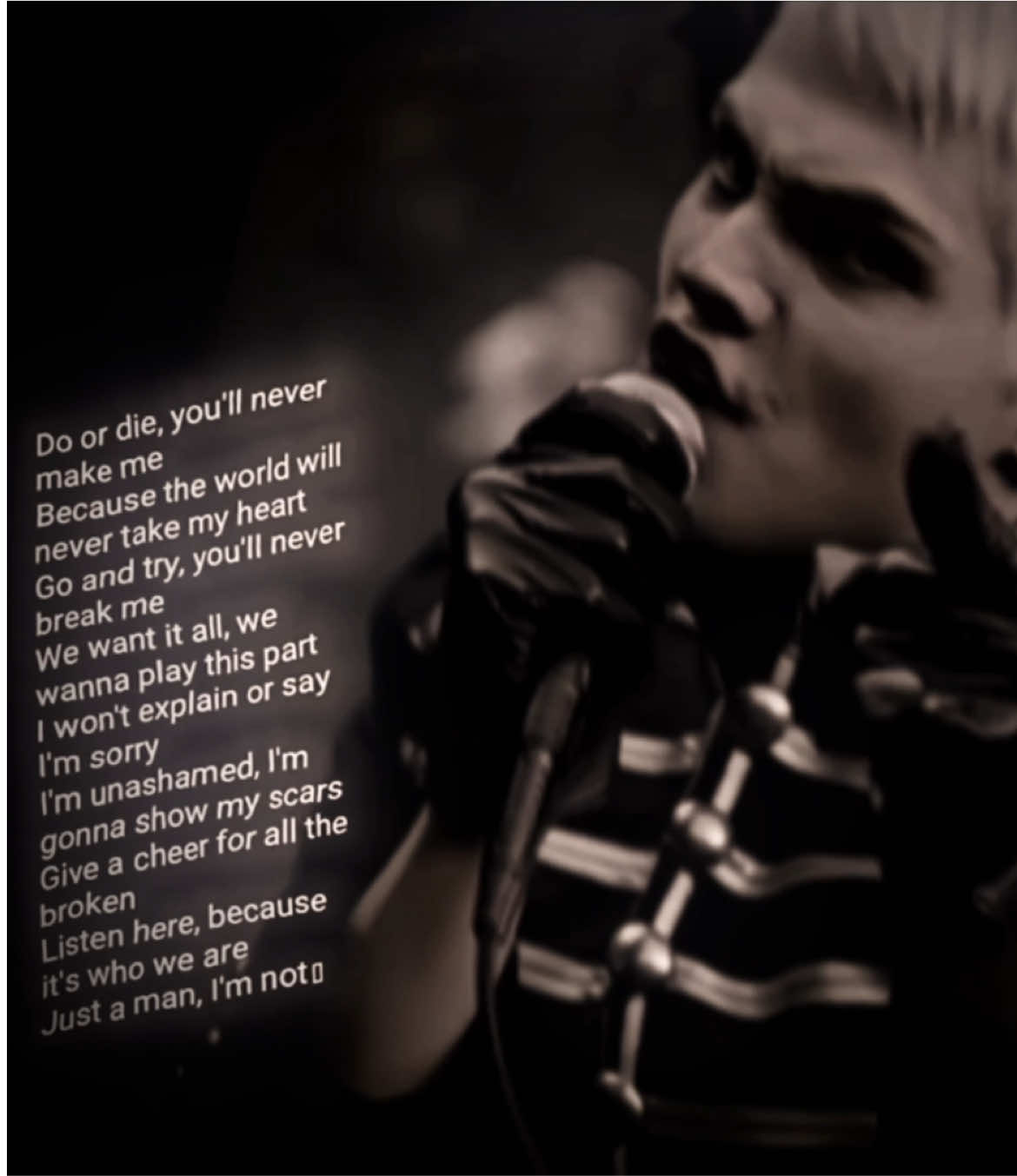 #theblackparade im crashing tf out why dose this look terrible i worked on this for THREE HOURS 🥀🥀 #mychemicalromance #mcr #edit #fyp #gerardway 