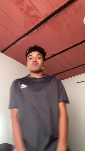 JAJAJJAAJA LO OBLIGUE 😭😅💟💟💟 #paratiiiiiiiiiiiiiiiiiiiiiiiiiiiiiii @eduardo🧃 #trendingvideo #viraltiktok #baile #amigos #viral 