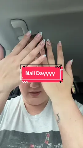 Much better 😎 #nailday #nailinspo #summernails 