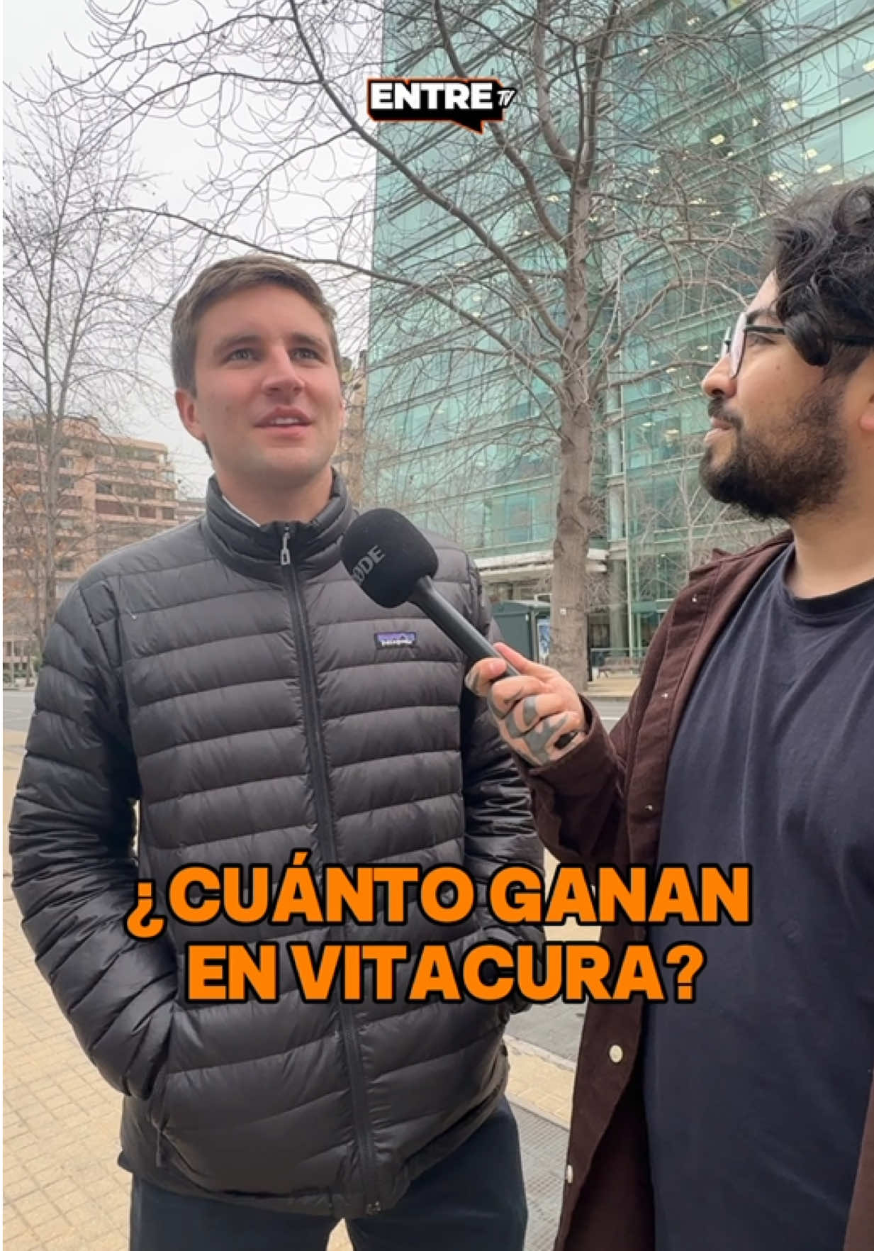 Mucho o poco? #parati #fyp #paratichile #humorchile #viral #santiago #vitacura #encuestas #trendchile #entrevistas #periodismocallejero #paratipage #chile #chilenos 